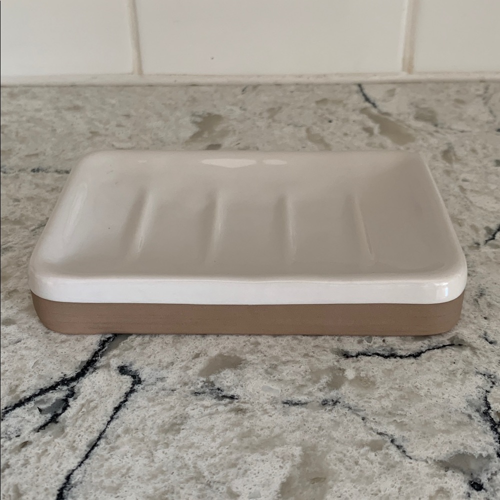 Hearth & Hand Soap Dish